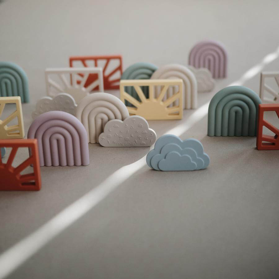 Bitringar från Mushie - Snygga former och färger